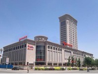 人人樂崇尚百貨連鎖超市